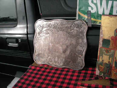 sideview.jpg (74312 bytes)