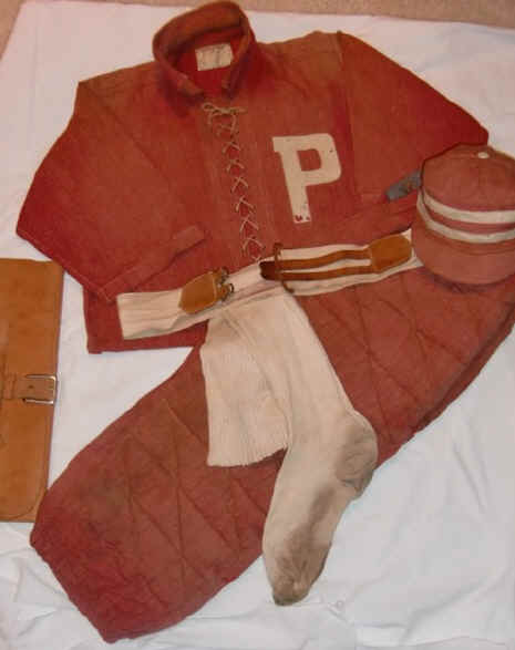 1- Red BB Uniform.jpg (68852 bytes)