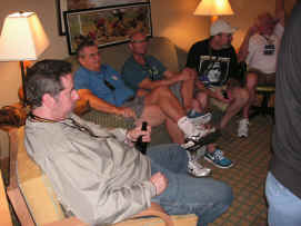 1.jpg (204675 bytes)