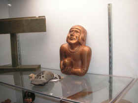 FB Folk Art Carving 3.JPG (272028 bytes)