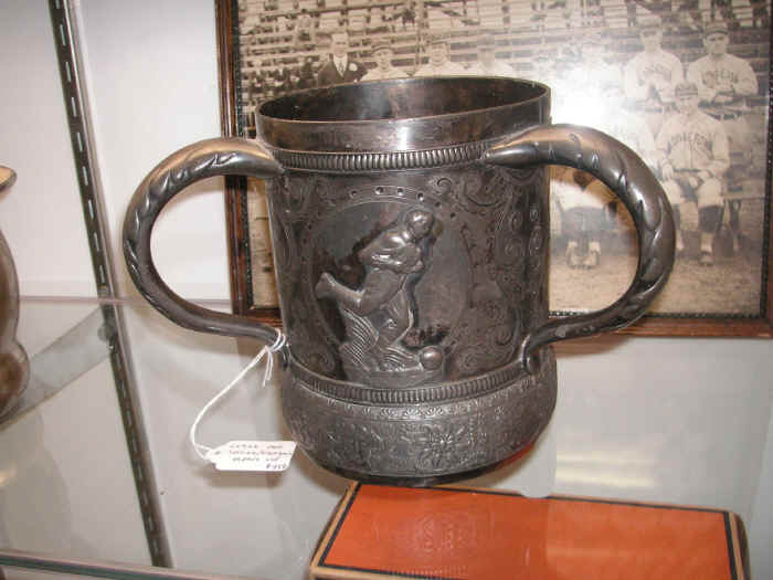 FB Trophy 1.JPG (375493 bytes)