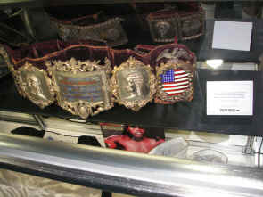 pict0341.jpg (190689 bytes)