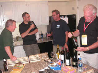 pict0740.jpg (132723 bytes)