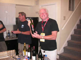 pict0741.jpg (107743 bytes)