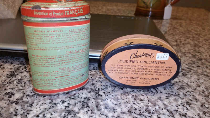 Boxing Tins Back.jpg (233154 bytes)