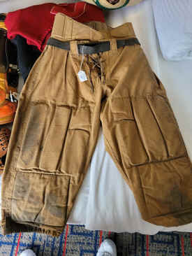 3 bills arrival shots taken mon 7_24_23 (27).jpg (387076 bytes)