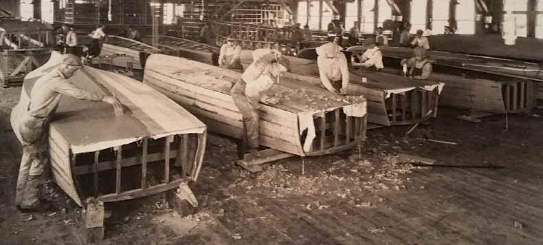 Wood Shavings.JPG (152278 bytes)