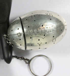 1 Lid Closed.jpg (258408 bytes)