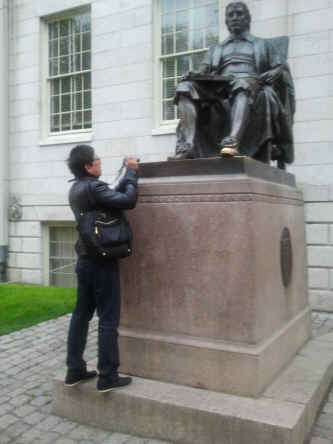 2011-05-08 19.21.00_1440x1920.jpg (248677 bytes)