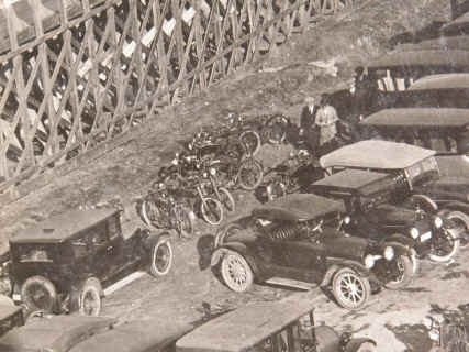 3PanoBikes_1200x900.jpg (243581 bytes)