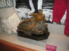 PICT0007_1200x900.jpg (185924 bytes)