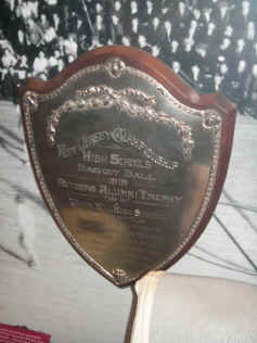 PICT0098_900x1200.jpg (148271 bytes)