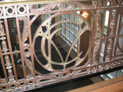 PICT1353_1200x900.jpg (244793 bytes)