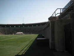 PICT1477_1200x900.jpg (139080 bytes)