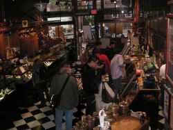 PICT1564_1200x900.jpg (222463 bytes)