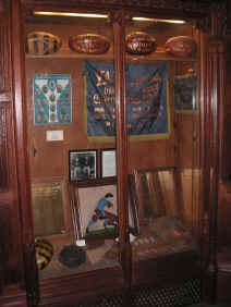 PICT1642_900x1200.jpg (182908 bytes)