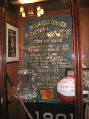 PICT1690_900x1200.jpg (195227 bytes)