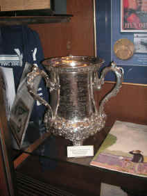 PICT1700_900x1200.jpg (179671 bytes)