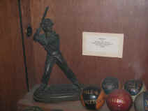 PICT1731_1200x900.jpg (177157 bytes)