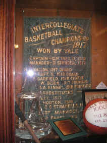 PICT1753_900x1200.jpg (195624 bytes)