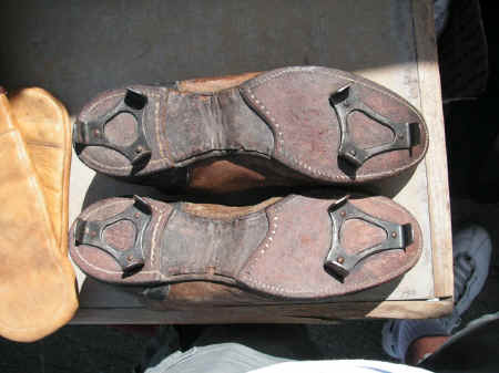 PICT2938_1200x900.jpg (198938 bytes)