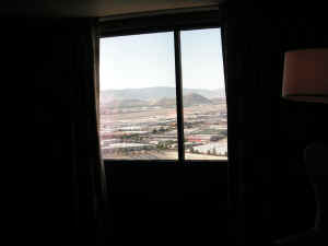 PICT4525_1200x900.jpg (111239 bytes)