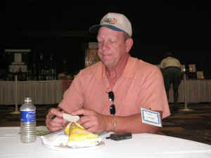 PICT4630_1200x900.jpg (163657 bytes)