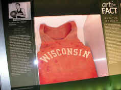 PICT9938_1200x900.jpg (201921 bytes)