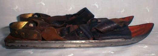 RightSide.jpg (24983 bytes)