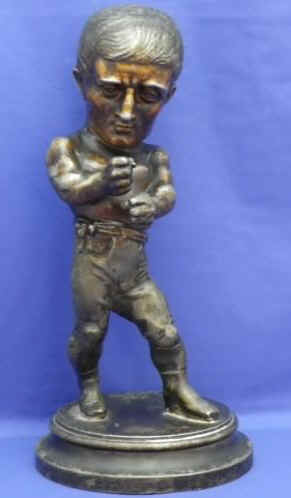 boxingfig2 modified.jpg (25394 bytes)