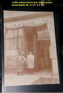 Cabinet Photo.JPG (263187 bytes)