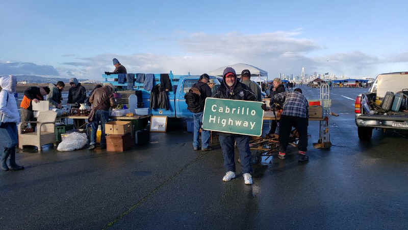 Cabrillo Sign.jpg (114018 bytes)