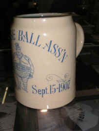 Globe BB Stein Left.JPG (202459 bytes)