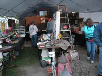 PICT0119_1200x900.jpg (203654 bytes)