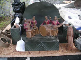 PICT0174_1200x900.jpg (201509 bytes)