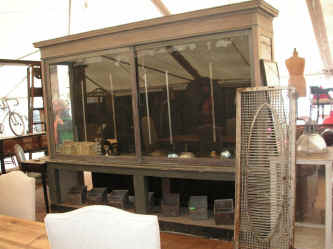 PICT0222_1200x900.jpg (200633 bytes)