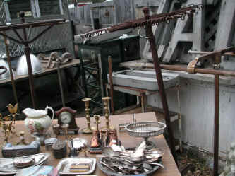 PICT0236_1200x900.jpg (228479 bytes)