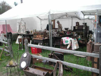 PICT0238_1200x900.jpg (221403 bytes)