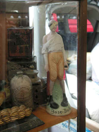 PICT0372_900x1200.jpg (141209 bytes)