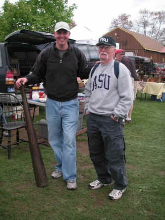 PICT0408_900x1200.jpg (207468 bytes)