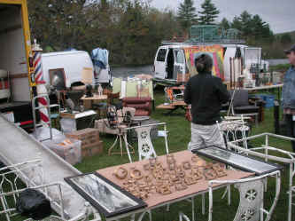 PICT0499_1200x900.jpg (249135 bytes)