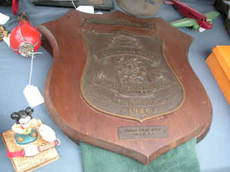 PICT0547_1200x900.jpg (177726 bytes)