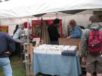 PICT0682_1200x900.jpg (163674 bytes)