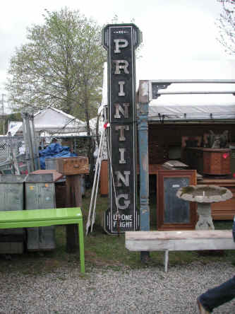 PICT0735_900x1200.jpg (216149 bytes)