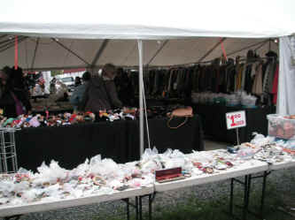 PICT0794_1200x900.jpg (182179 bytes)