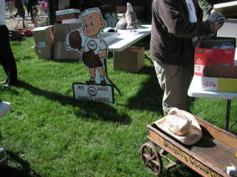 PICT0919_1200x900.jpg (268672 bytes)