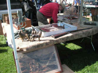 PICT0939_1200x900.jpg (228496 bytes)