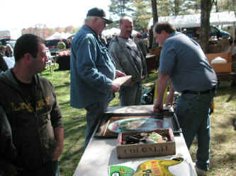 PICT0971_1200x900.jpg (189171 bytes)