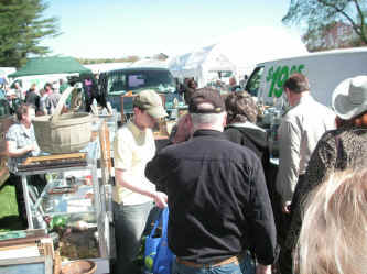 PICT1018_1200x900.jpg (212810 bytes)