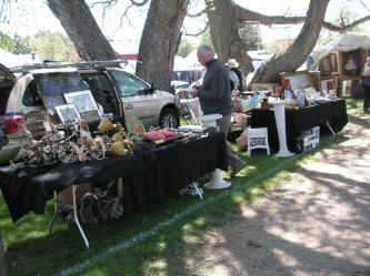 PICT1085_1200x900.jpg (236883 bytes)